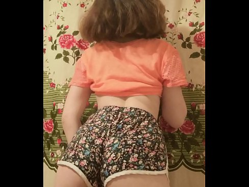 ❤️ Sexy jonge babe die haar short uittrekt voor de camera ❤ Anal video at nl.tradewin.top ☑