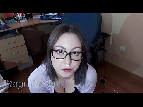 ❤️ Sexy meisje met bril zuigt Dildo diep op camera ❤ Anal video at nl.tradewin.top ☑